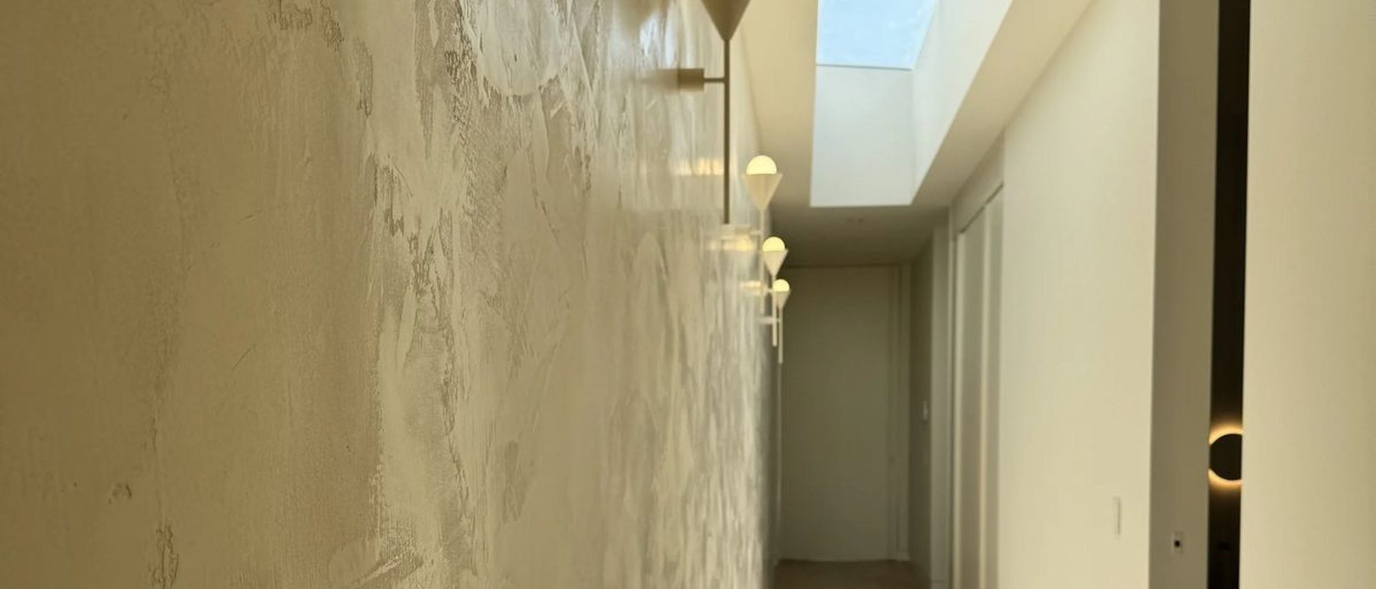 A Koncept Plaster finish applied inside an Austin, Texas home.