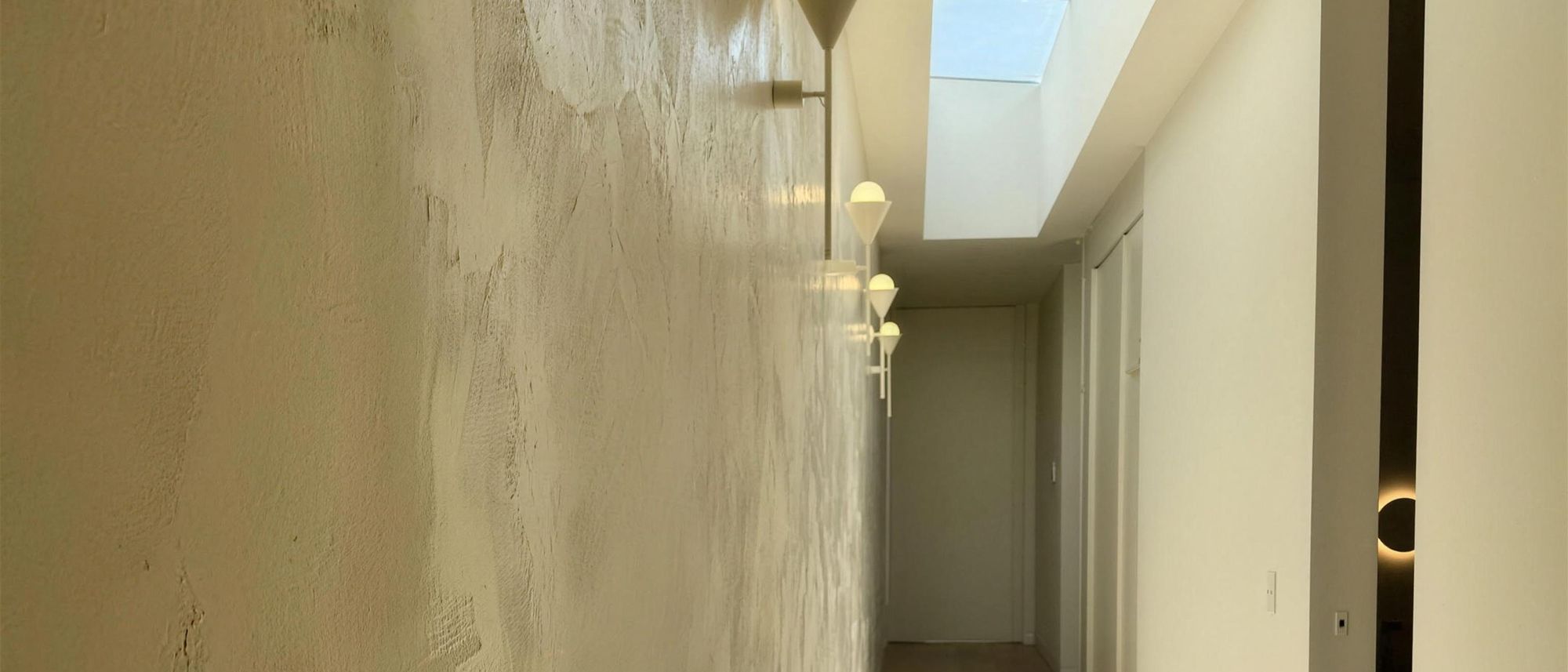 A Koncept Plaster finish applied inside an Austin, Texas home.